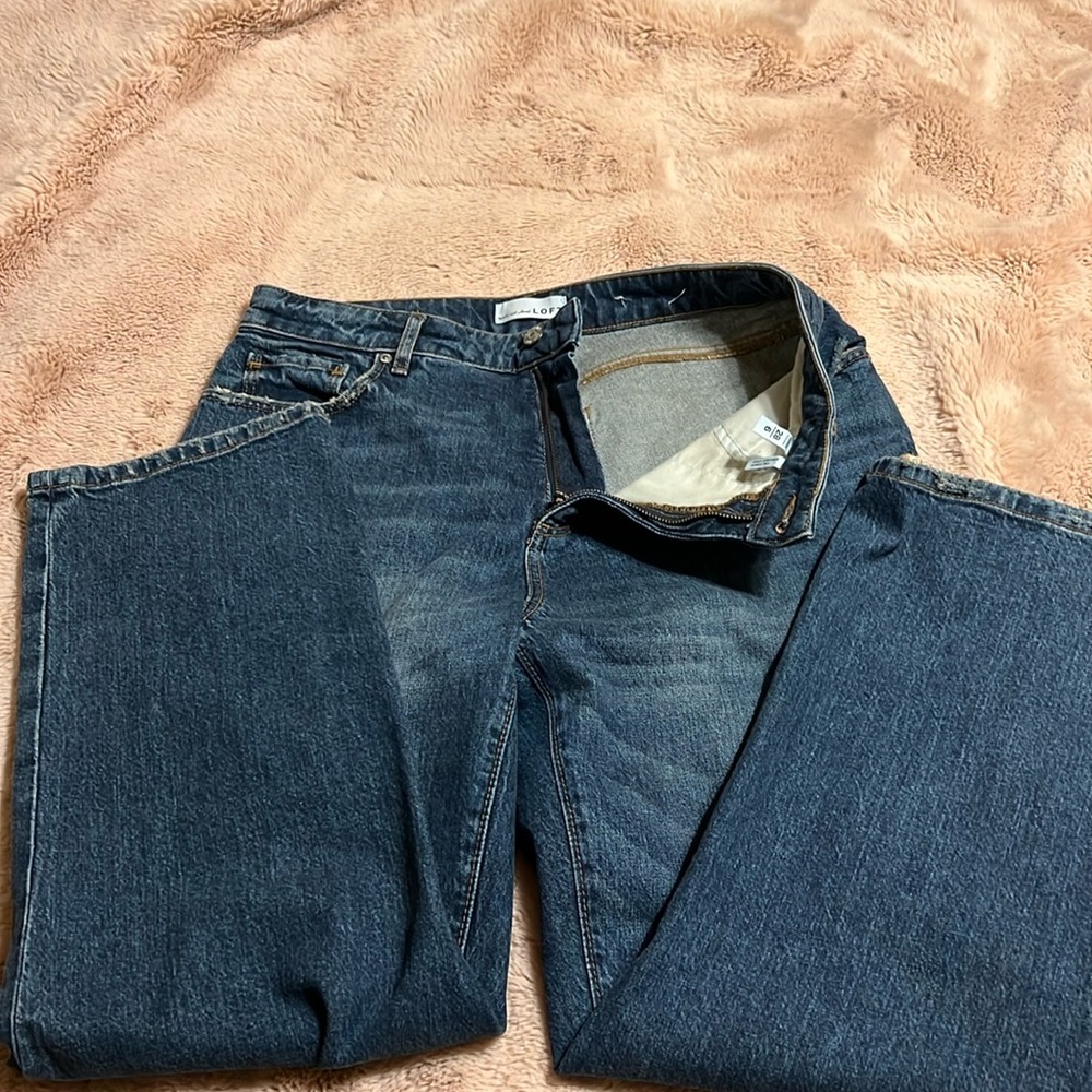 LOFT the curvy strait crop Medium wash
